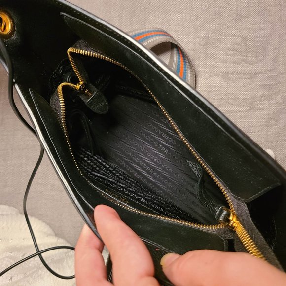 PRADA SECCHIELLO Embossed Logo Black Leather Cross Body Bag - Picture 5 of 5